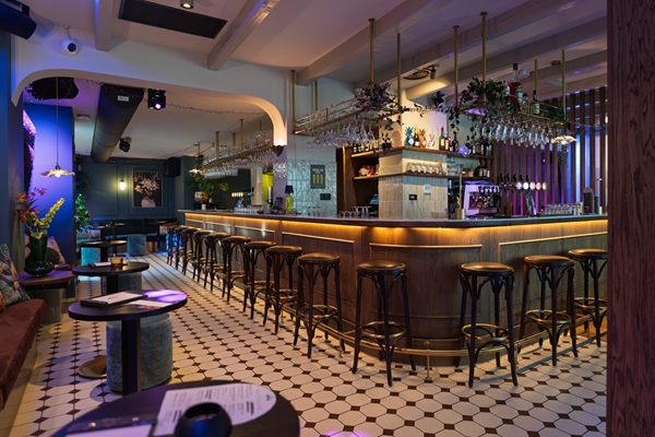 Muziekinstallatie restaurant